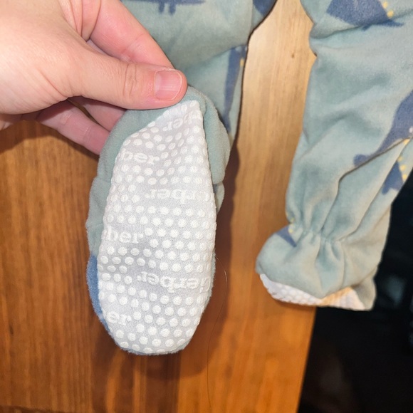 3 PACK FLEECE SLEEPERS 6-9 MONTHS - Picture 3 of 14